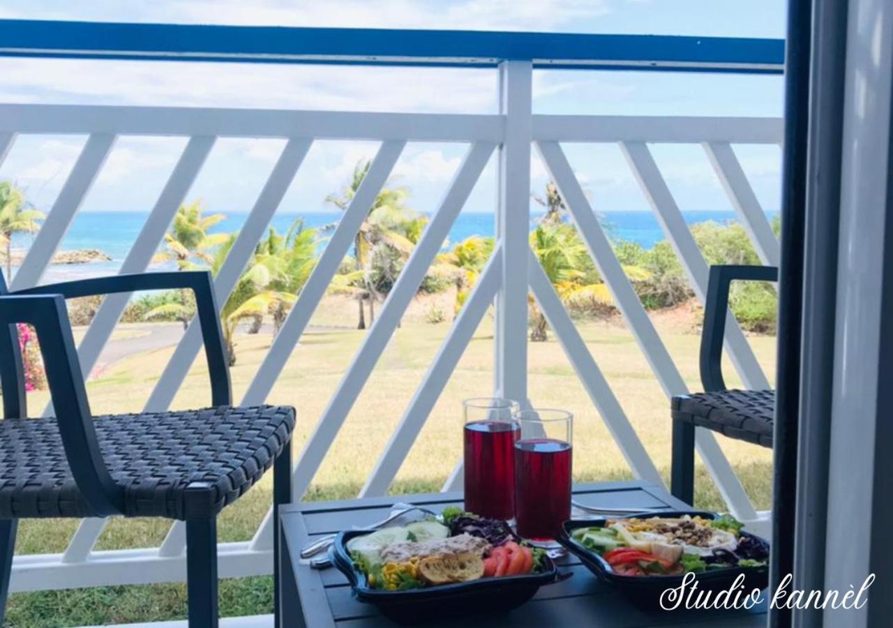 Charmant Studio Kannel Au Manganao Vue Sur Mer Et Panier D'Accueil Offert Saint-Francois  Exteriör bild